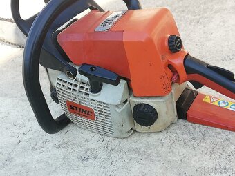 Motorová píla Stihl 025 - 2