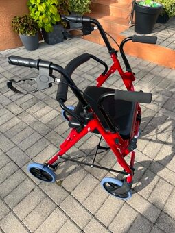 Chodítko pre seniorov - rollator - 2