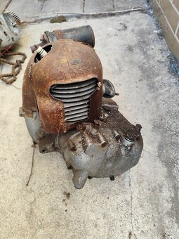 Predám motor magnet pionier - 2