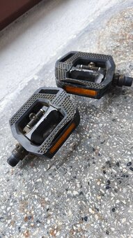 Obojstranné pedále Shimano PD-T421 - 2