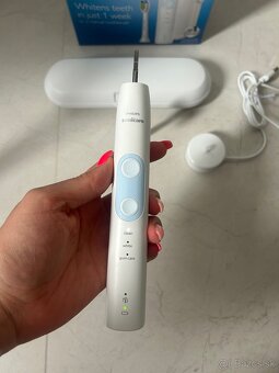 Philips Sonicare 5100 HX 6859/29 - 2