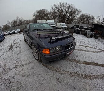 E36 325i rally - 2