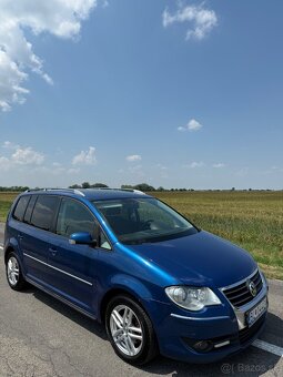 Volkswagen Touran - 2