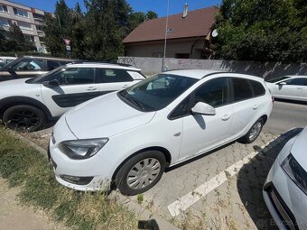 Opel Astra J 1.6 85kw - 2