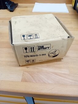 Univerzálne sklucovadlo 160/3 - 2