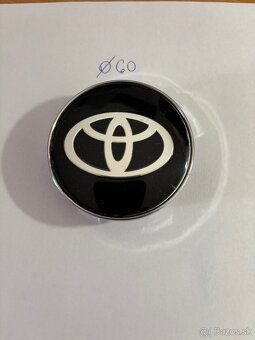 Stredové krytky (pukličky) Toyota priemeru 57,60 a 62 mm - 2