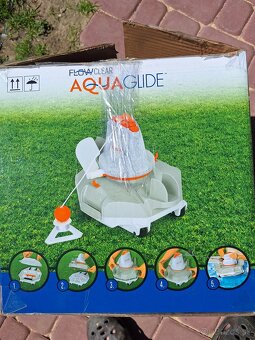 Predám vysávač AQUAGLIDE - 2