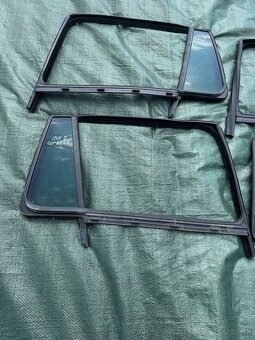 Zadné pevné okno ľavé a pravé Octavia 2 Combi - 2