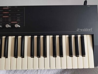 waldorf blofeld keyboard - 2
