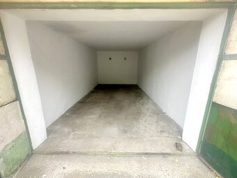 Garáž 21 m2 v meste Galanta, pri parku. 21.500 € - 2