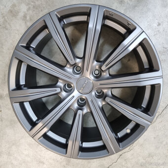 Hliníkové disky 5x120 R19 ET35 - 2