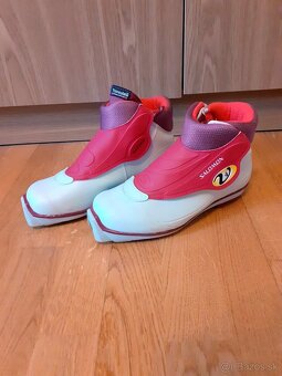 36 topanky na bezky SNS - 2