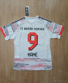 Bayern Mníchov 25/26 Away - 2