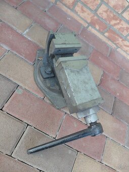 Predam otočno vyklopny zverak 100mm - 2