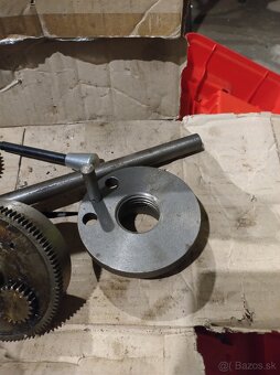 Na sustruh MN80 planetova prevodovka - 2