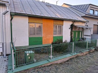 Predaj: Rodinný dom so záhradou a možnosťou ďalšej stavby v - 2