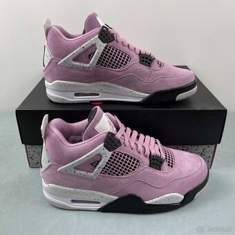 Nike Air Jordan 4 - 2