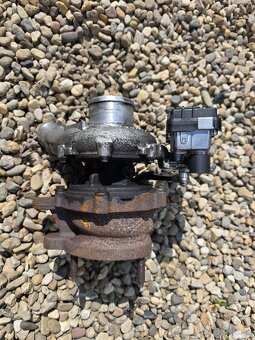 Turbo Ford Tranzit 2.2 tdci - 2