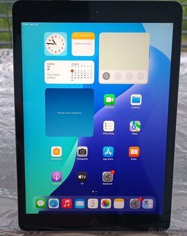 Apple iPad 8 gen. / 32GB Uložiště / 3GB RAM / LCD 10.2" - 2