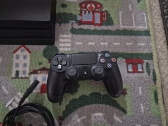 Playstation 4 pro 1 TB - 2