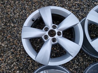 Skoda Rapid 5x100 R15 - 2