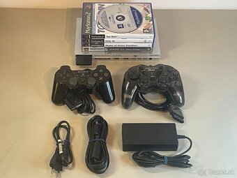 PlayStation 2 Slim Silver + 5 hier, 2x ovládač, memory card - 2
