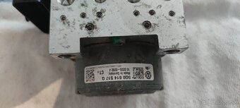 AbS pumpa škoda Octavia 3 Golf 7 kocka abs 5Q0614517Q - 2