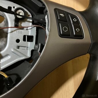 BMW volant e90 e91 e92 e93 e82 e83 e87 - 2