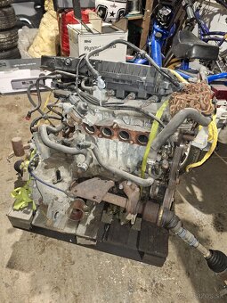 Motor Mazda 1.4i bk benzin + prevodovka - 2