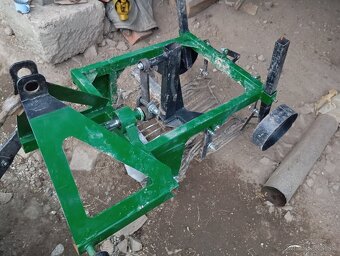 Vyoravač zemiakov - 2