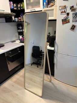 Stojacie zrkadlo - 2