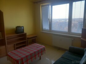 Predám 1 izbový byt v lukratívnej časti mesta R.Sobota - 2