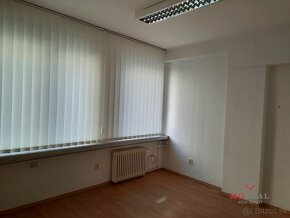 Prenájom kancelárií 21 m2 v centre Trnavy - 2