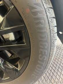 Bridgestone pneumatiky Bridgestone alenza 235/55 R19 - 2