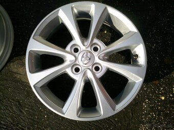 R15 4x100 ALU disky YARIS - 2