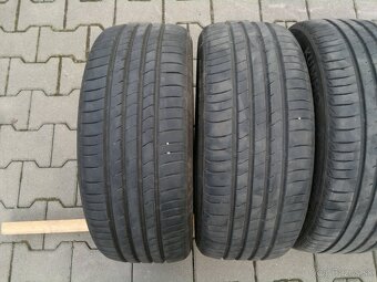 Letne pneu. Kumho 215/45 r16 - 2
