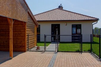 NA PREDAJ 4-i.dom (158m2) s pozemkom (947m2)v Kvetoslavove - 2