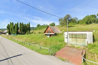 Zrub, pozemok, murovaná garáž, pivnica a siete na pozemku - 2