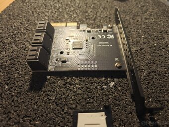 PCIe x4 na 6x SATA karta - 2