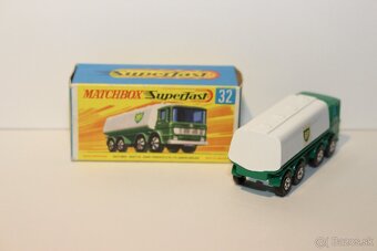 Matchbox SF Leyland petrol tanker - 2