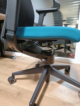 Kancelárska stolička Adaptic Evora+ - 2