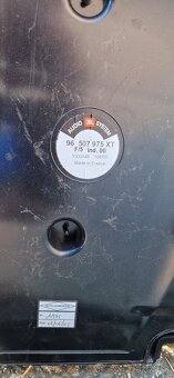 Citroen C4 subwoofer - 2