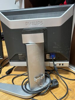 2 monitory ASUS a PHILIPS za symbolickú cenu - 2