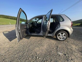 Volkswagen Polo - 2
