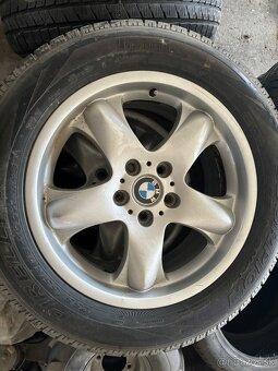 BMW 255/55 R18 - 2