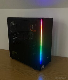 RX 550/ AMD RYZEN 5 1600/8 GB RAM/ - 2