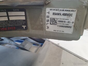 Predam obal batérie Tesla model S 2014 - 2