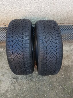 Predám 2x zimnú pneu R18 235/55/18 235 55 18 235/55 r18 M+S - 2