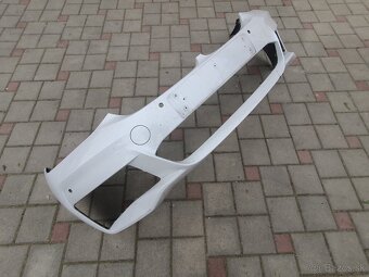 Mám na predaj predný narazník na BMW GT 6 rv.2017. Narazník - 2
