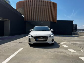 Hyundai i30 1.6 CRDi STYLE 100kW | FULL LED | Keyless - 2